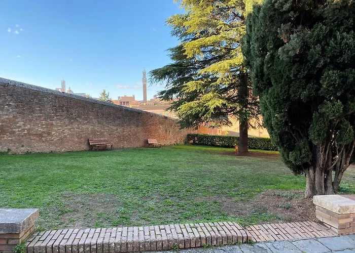 Casa Ilaria - Luminoso Con Vista Nel Centro Storico Siena