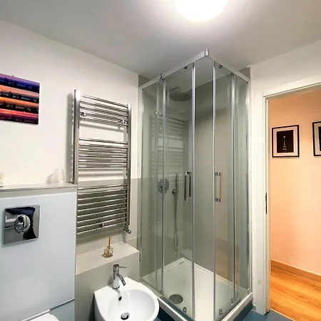 Casa Ilaria - Luminoso Con Vista Nel Centro Storico Διαμέρισμα *